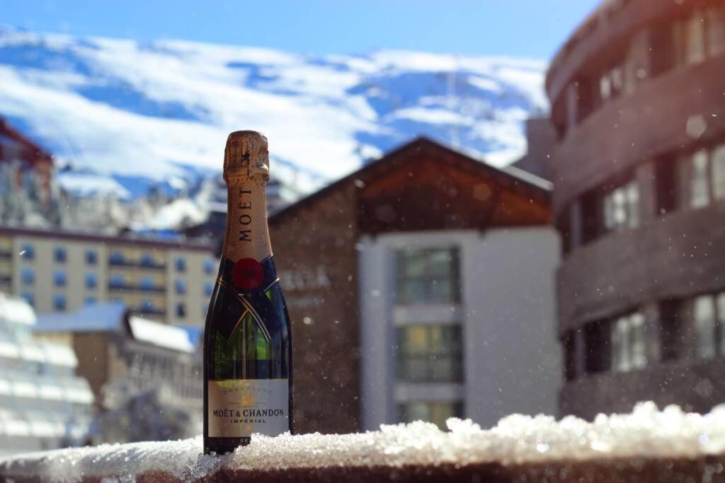 Rocha Exclusivo En La Mejor Zona Con Vistas Y Parking Gratuito * Sierra Nevada